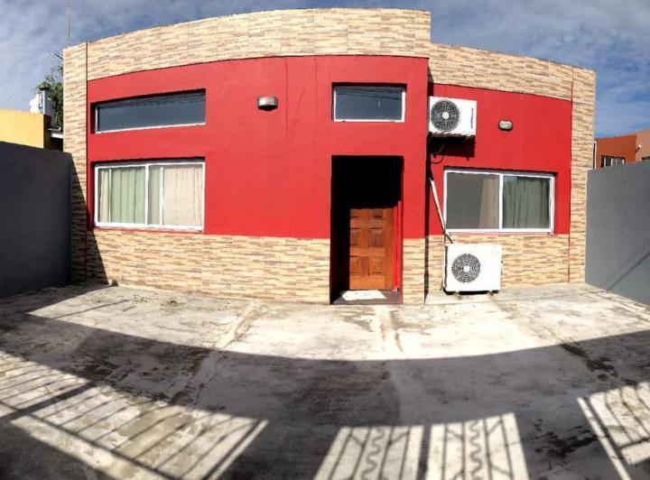 Casa · 108m² · 4 Ambientes · 2 Cocheras