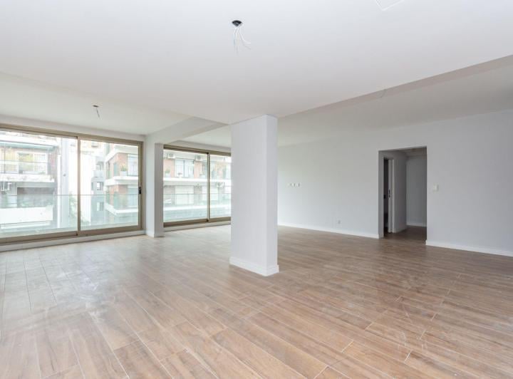 Departamento · 210m² · 5 Ambientes · 2 Cocheras
