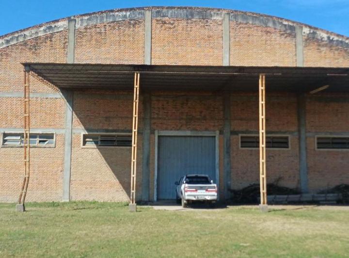 Bodega-Galpón · 4200m²