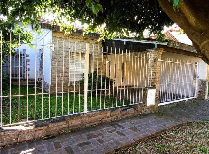 Casa · 182m² · 3 Ambientes · 2 Cocheras