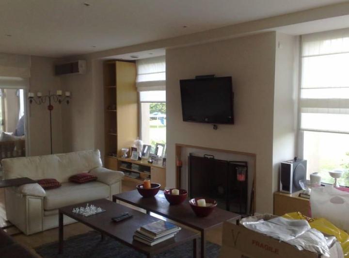 Casa · 370m² · 3 Dormitorios · 4 Cocheras
