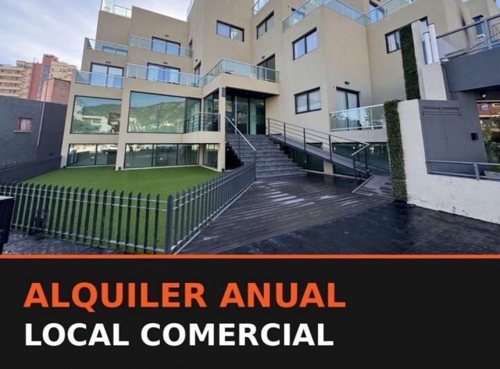 Local comercial · 180m²