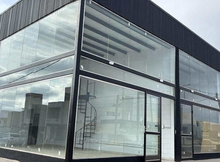 Local comercial · 90m²