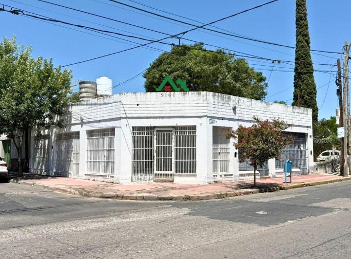 Local comercial · 210m² · 6 Ambientes