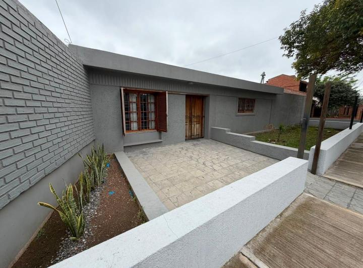 Casa · 214m² · 1 Ambiente
