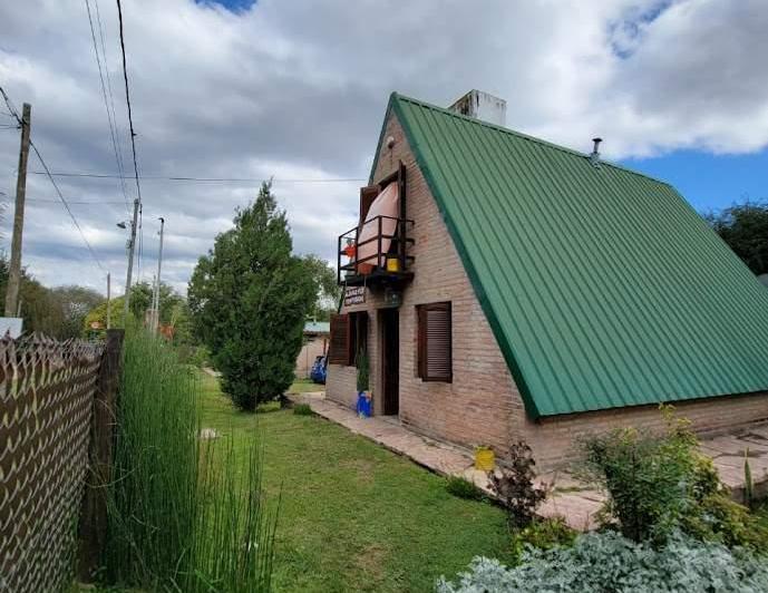 Casa · 1400m² · 4 Ambientes