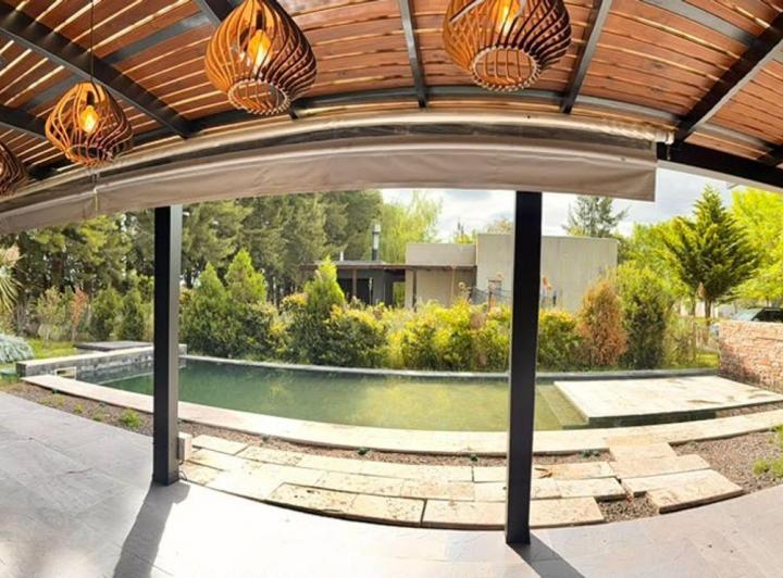 Casa · 174m² · 4 Ambientes · 2 Cocheras