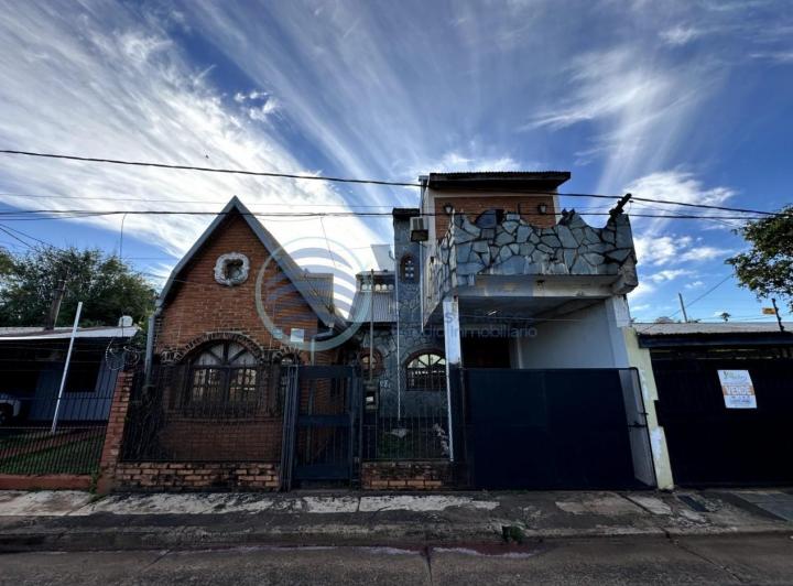 Casa · 90m² · 5 Ambientes · 1 Cochera