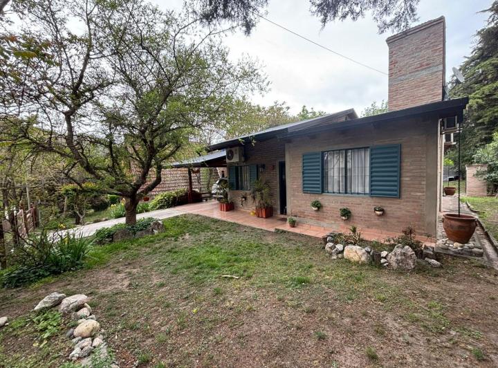 Casa · 186m² · 3 Ambientes · 1 Cochera