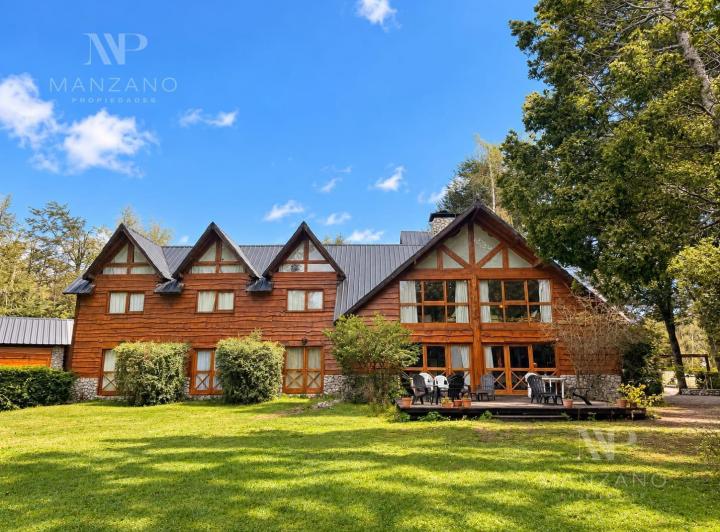 Hotel · 870m² · 20 Ambientes