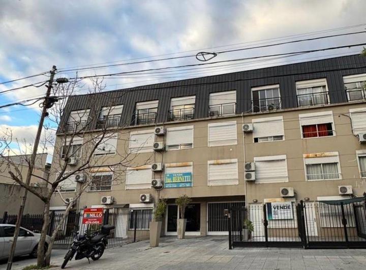 Departamento · 42m² · 2 Ambientes · 1 Cochera