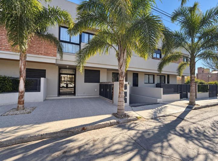 Departamento · 50m² · 2 Ambientes · 1 Cochera