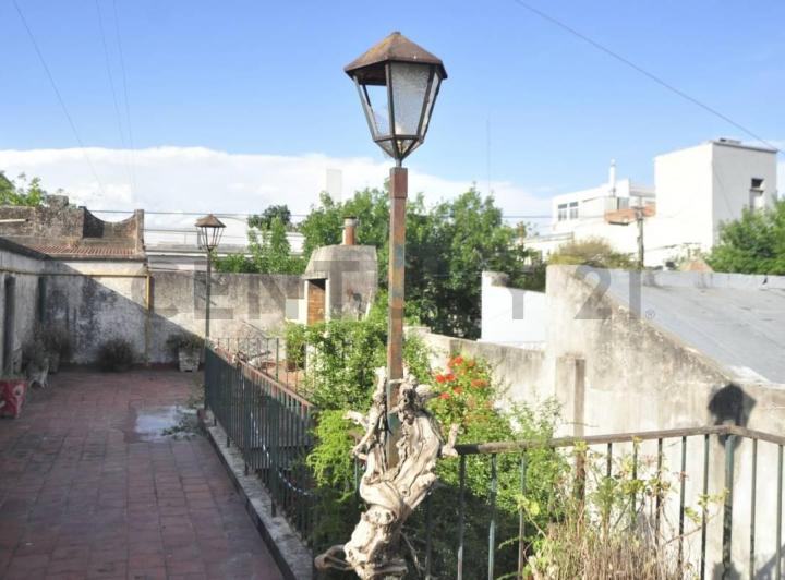 Casa · 170m² · 4 Ambientes · 1 Cochera