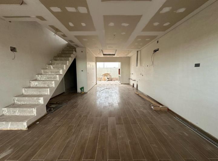 Casa · 95m² · 2 Dormitorios · 1 Cochera