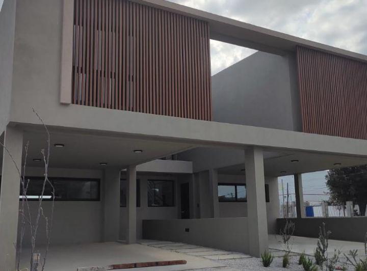 Casa · 180m² · 4 Ambientes · 2 Cocheras