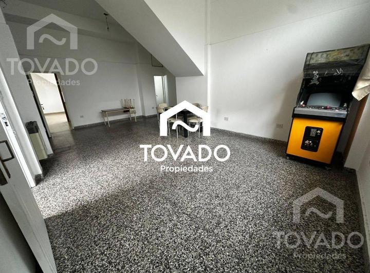 Casa · 105m² · 4 Ambientes · 1 Cochera