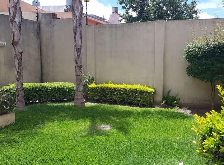 Casa · 175m² · 4 Ambientes · 1 Cochera