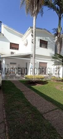 Casa · 180m² · 4 Dormitorios