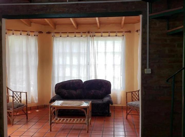 Casa · 60m² · 3 Ambientes · 2 Cocheras