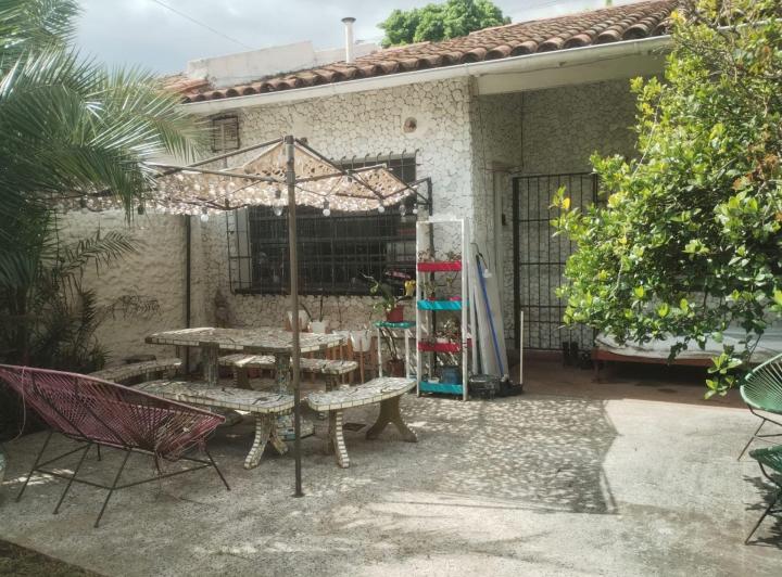 Casa · 4 Ambientes · 1 Cochera