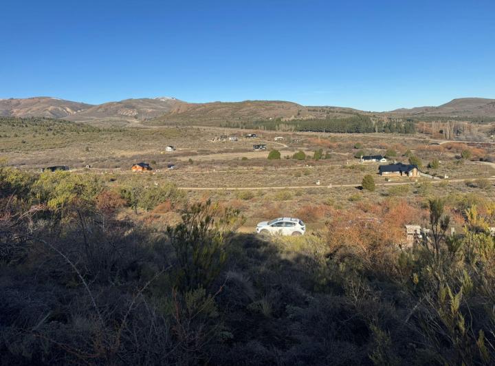 Terreno · 3700m²