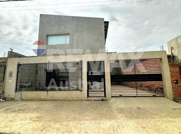 Casa · 260m² · 7 Ambientes