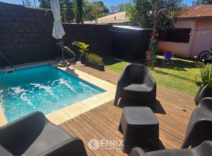 Casa · 302m² · 4 Ambientes · 1 Cochera