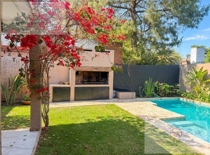 Casa · 180m² · 4 Ambientes · 2 Cocheras