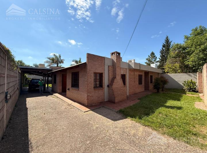Casa · 274m² · 4 Dormitorios · 2 Cocheras