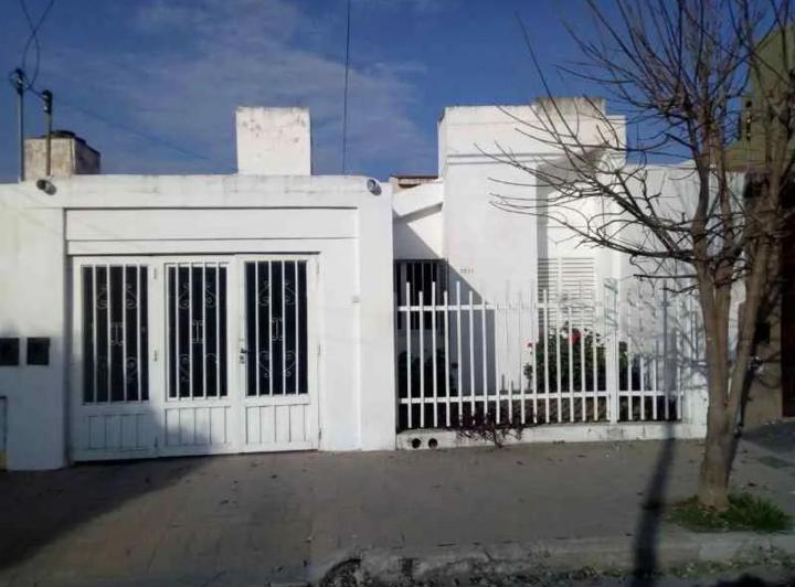 Casa · 120m² · 6 Ambientes · 1 Cochera