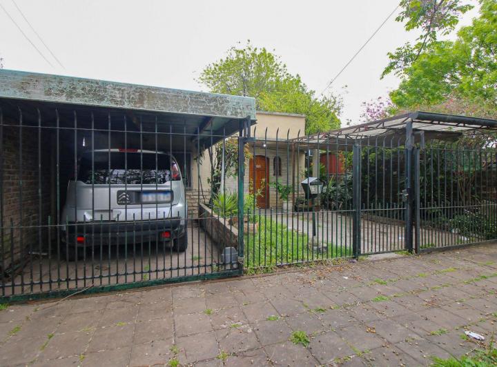 Casa · 150m² · 3 Ambientes · 2 Cocheras