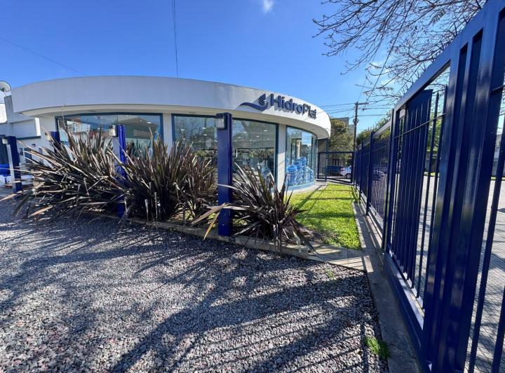 Local comercial · 232m² · 5 Ambientes · 4 Cocheras