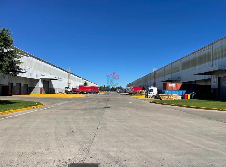 Bodega-Galpón · 2647m²