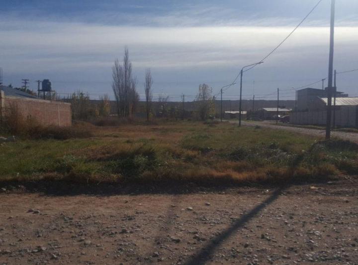 Terreno · 450m²