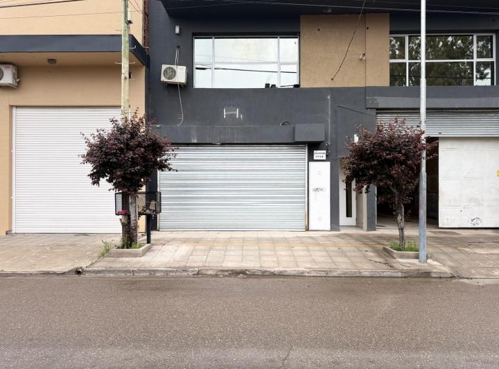 Local comercial · 100m² · 3 Ambientes