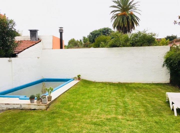 Casa · 170m² · 4 Ambientes · 2 Cocheras