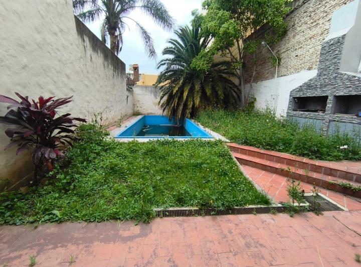 Casa · 200m² · 4 Dormitorios