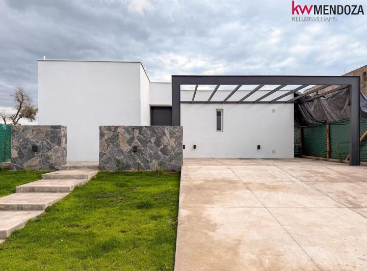 Casa · 122m² · 3 Dormitorios