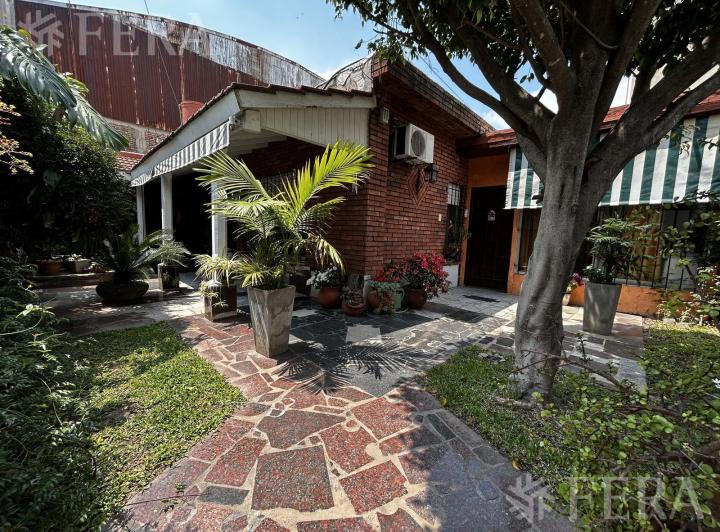 PH · 114m² · 4 Ambientes · 1 Cochera