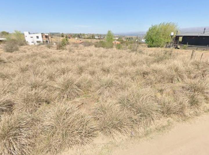 Terreno · 1800m²