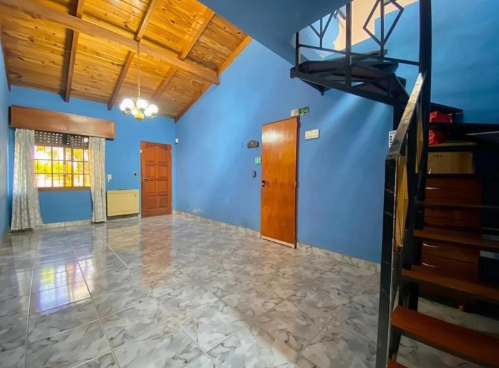 Casa · 110m² · 5 Ambientes · 2 Cocheras