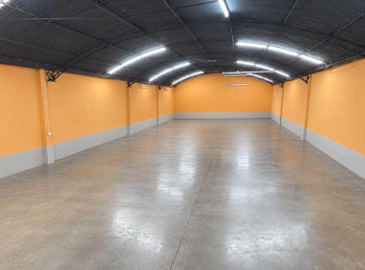 Local comercial · 530m²