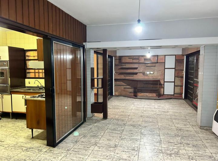 Departamento · 200m² · 10 Ambientes