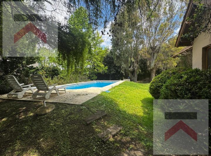 Casa · 125m² · 5 Ambientes · 1 Cochera