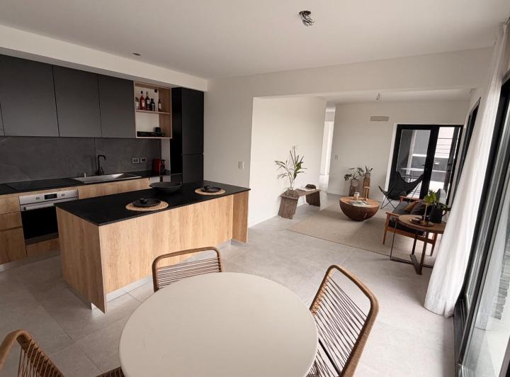 Departamento · 60m² · 2 Ambientes · 1 Cochera