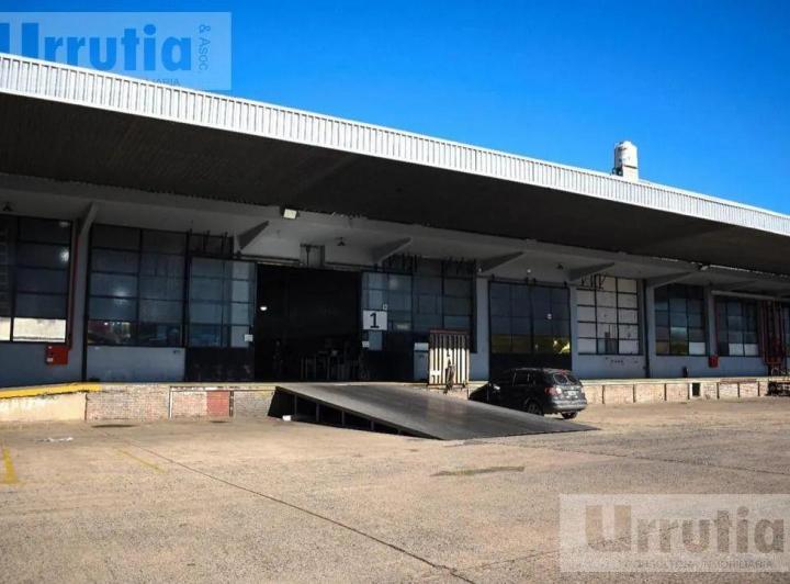 Bodega-Galpón · 1943m²