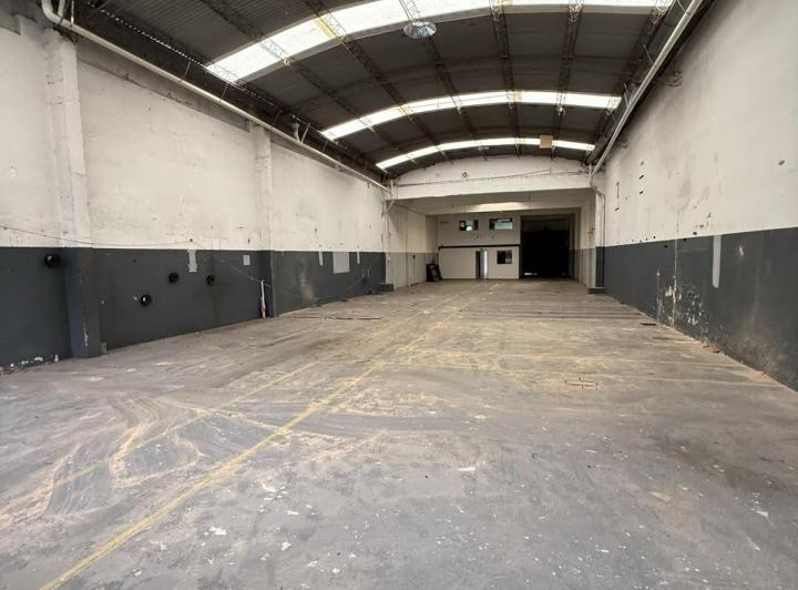 Bodega-Galpón · 450m²