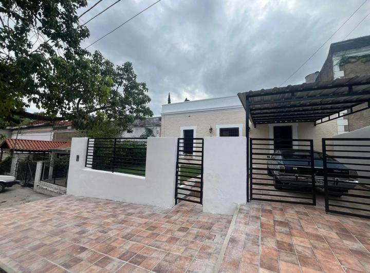 Casa · 99m² · 4 Ambientes · 1 Cochera