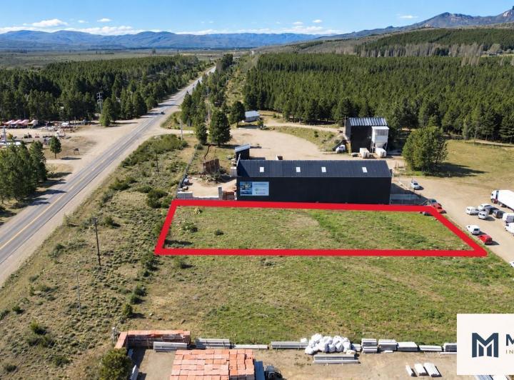 Terreno · 2228m²