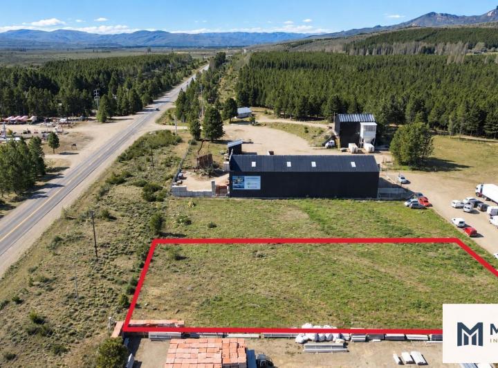 Terreno · 2228m²
